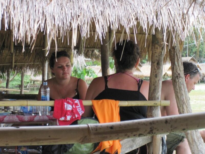 Chiang Mai: 24 km Leisure Cycling & swim Lake Huay Tueng Tao - Returning to Chiang Mai: A Satisfying Wrap-up