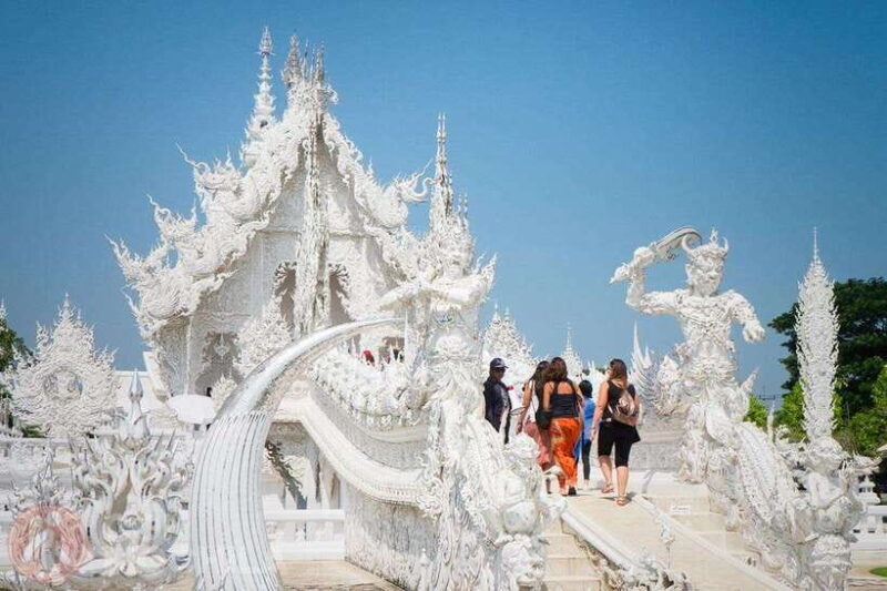 Chiang Mai: Chiang Rai Temples Day Trip with Hot Springs - Why This Tour Works Well