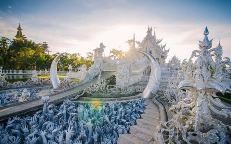 Chiang Mai: Chiang Rai Temples, Golden Triangle & Boat Tour - Authenticity and Cultural Depth