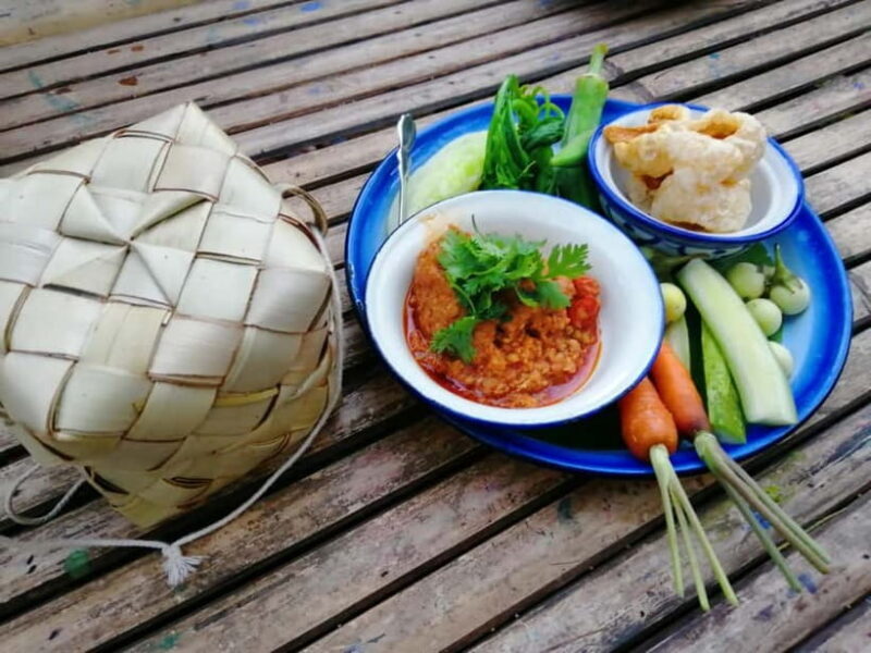 Chiang Mai: Cooking in Organic Farm with a Local Train Trip - An In-Depth Look at the Experience