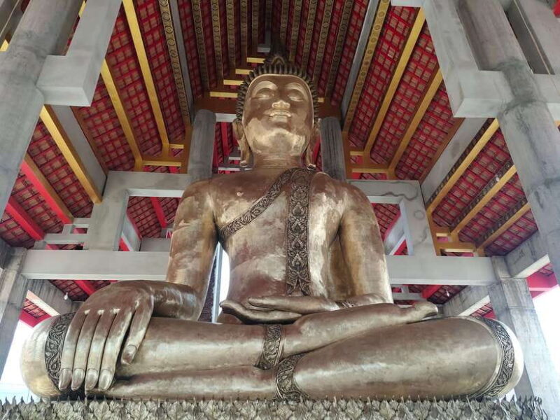 Chiang Mai: Elephants, Sticky Waterfalls, Market and Temple - Who Will Love This Tour?