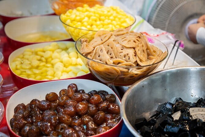 Chiang Mai: Evening Sightseeing and Food Tastings Guided Tour - Why This Tour Offers Value