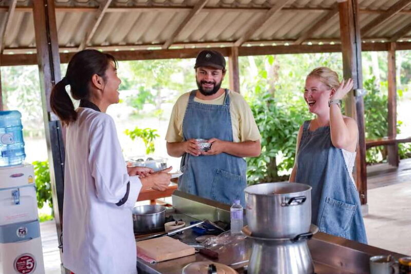 Chiang Mai: HALF-DAY COOKING COURSE at a Thai Cooking Farm - Key Points