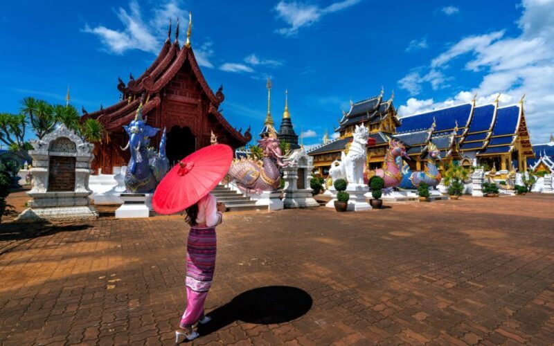 Chiang Mai: Half day Thai Costume with Cafe hopping - Key Points