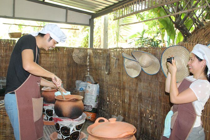 Chiang Mai Lanna Northern Thai Cooking Experience with Locals - Who Will Love This Tour?