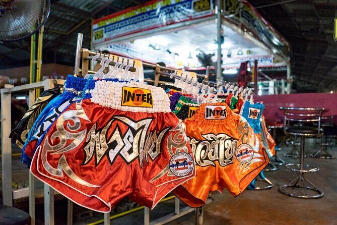 Chiang Mai Muay Thai Boxing Live at Thapae Stadium - Chiang Mai Muay Thai Boxing Live at Thapae Stadium