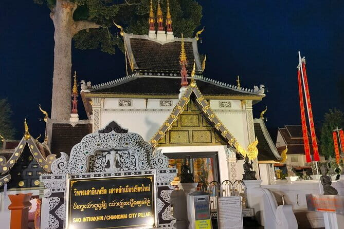 Chiang Mai Old City & Temples 3 hour Twilight Walking Tour - FAQ