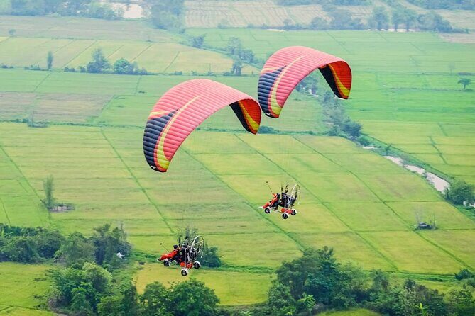 Chiang Mai Paramotor Flying Experience - Chiang Mai Paramotor Flying Experience: Soaring Over the Rose of the North