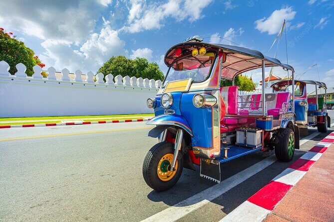 Chiang Mai Private Tuk Tuk Tour Half Day Old City Adventure - Who Will Love This Tour?