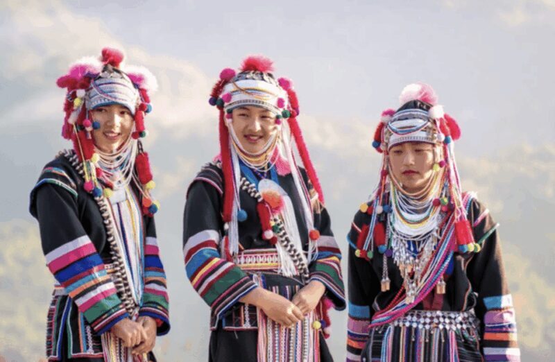 Chiang Mai: Traditional Thai-Akha Cooking Class& Market Tour - Key Points