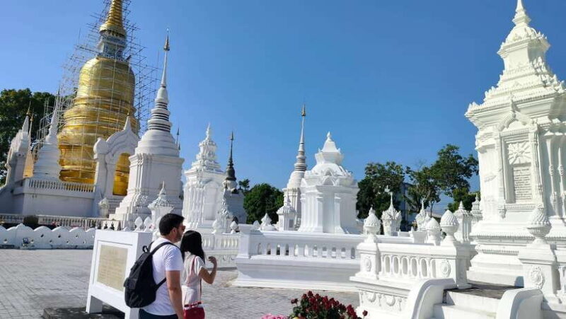 Chiang Mai: Tuk-Tuk Evening Tour with Temples & Street Foods - Who Will Love This Tour?