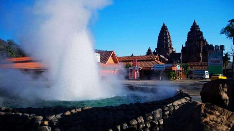 Chiang Mai: White, Blue & Big Buddha Temples in Chiang Rai - Frequently Asked Questions