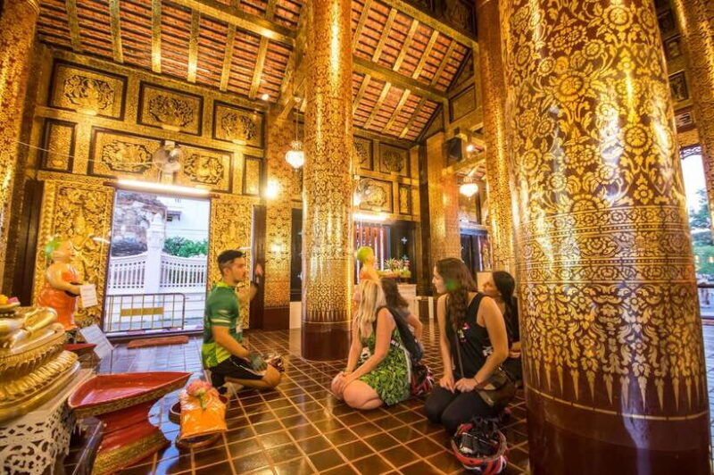 Chiang Mais Highlights: Sightseeing Night Bike Tour - A Practical and Authentic Night in Chiang Mai