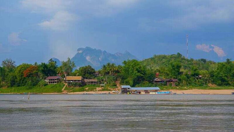 Chiang Rai: 2-Day Transfer to Luang Prabang by Slow Boat - A Detailed Look at the 2-Day Journey