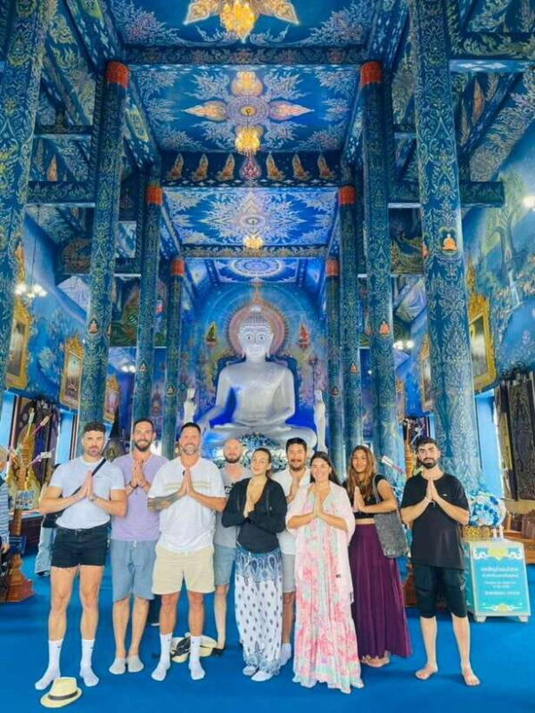 Chiang Rai: 2 Temples (White and Blue) + Black House Museum - FAQ