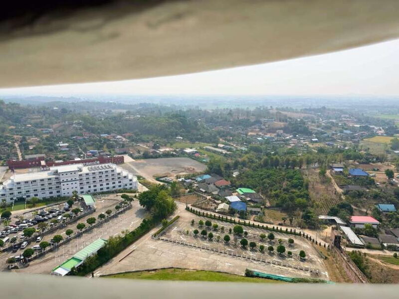 Chiang Rai: Private Half Day Tour  Temples & Lalita Cafe - Key Points