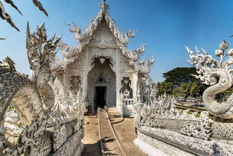 Chiang Rai: Private Half Day Tour  Temples & Lalita Cafe - The Sum Up