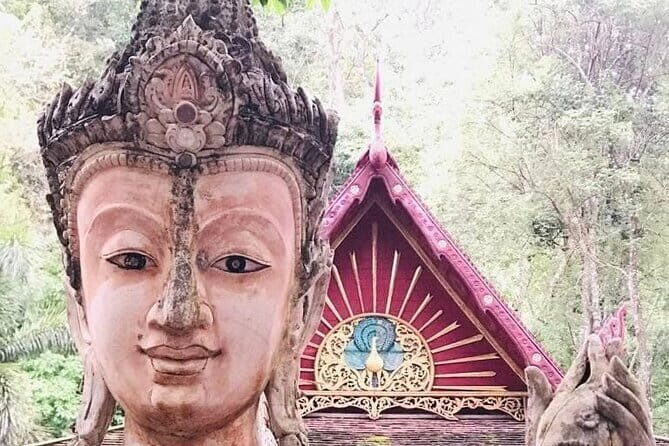 Chiang Rai White Blue Red Temples with Hot Spring from Chaing Mai - FAQ