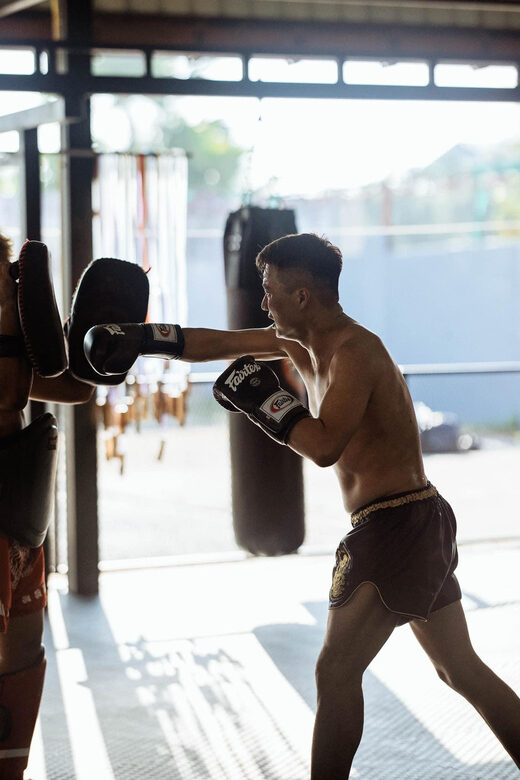 Chiangmai : Muay Thai Training academy - Chiangmai: Muay Thai Training Academy – A Deep Dive into Authentic Thai Boxing