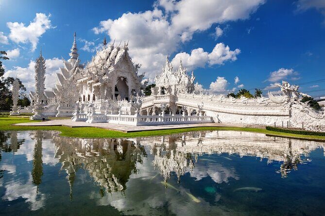 Chiangmai to White Temple, Blue Temple & Black museum - The Journey: What to Expect at Each Stop
