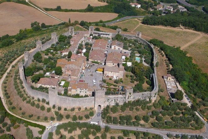 Chianti Lovers Private Tour: 2 winery with lunch from Florence - Authenticity and Flexibility