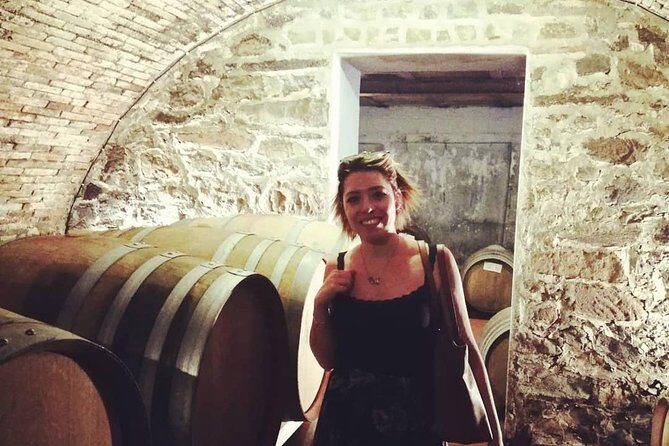 Chianti Wine Tour with Tuscan Lunch Open Top Van - FAQ Section