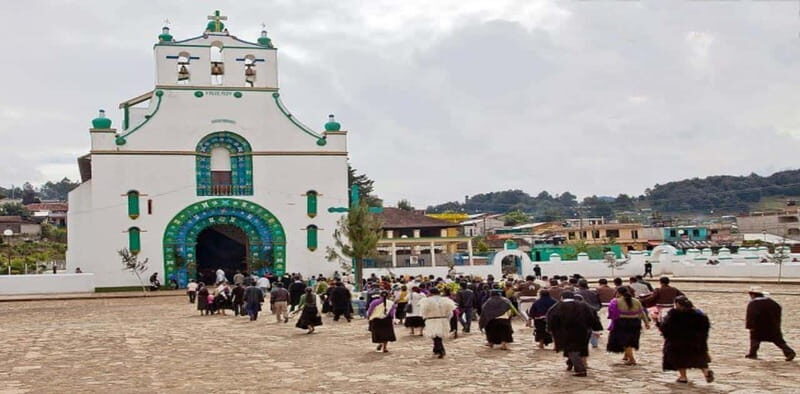 Chiapas: San Juan Chamula - Zinacantán - Chiapas: San Juan Chamula - Zinacantán — A Deep Dive into Tzotzil Culture