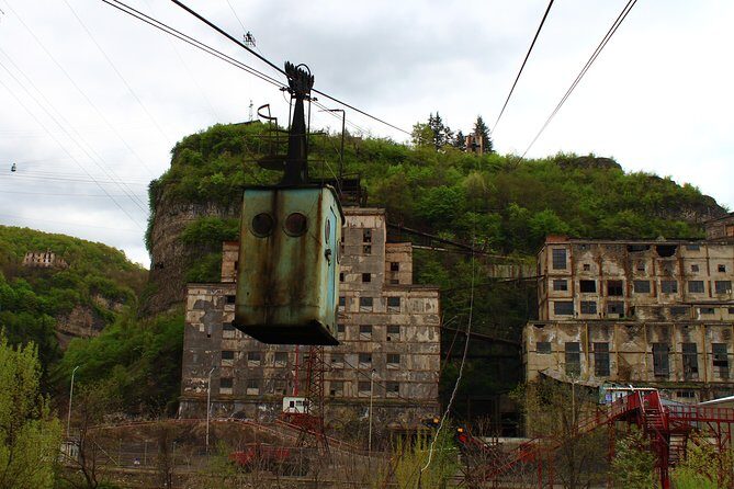 Chiatura. Soviet Past in the present. + Katskhi pillar - Key Points