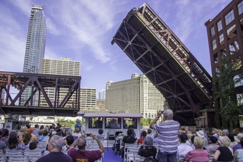 Chicago: 45-Minute Family-Friendly Architecture River Cruise - A Closer Look at the 45-Minute Architecture River Cruise in Chicago