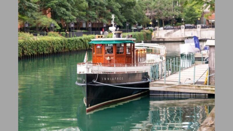 Chicago: Architecture Boat Tour with Drinks - A detailed look at the Chicago Architecture Boat Tour