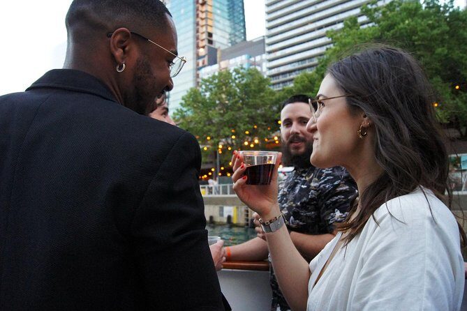 Chicago Architecture Center River Cruise aboard First Lady - Key Points