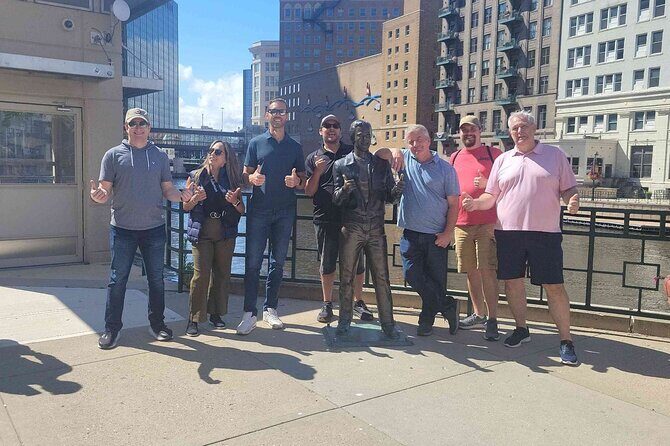 Chicago Bar Crawl: Chi-Town Showdown - FAQ