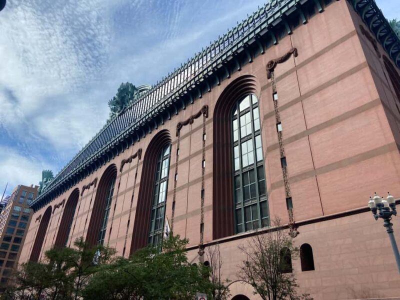 Chicago: Crime and Movies Walking Tour - Chicago: Crime and Movies Walking Tour – A Deep Dive into the Windy Citys Dark Past and Silver Screen Fame