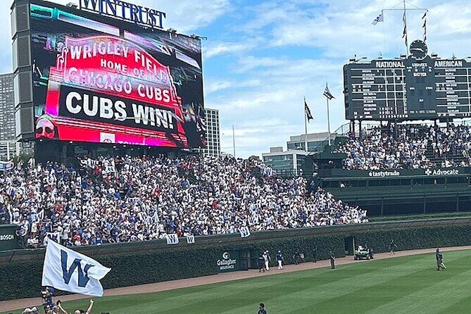 Chicago Cubs Baseball Game at Wrigley Field - A Detailed Look at the Cubs Game Tour at Wrigley Field