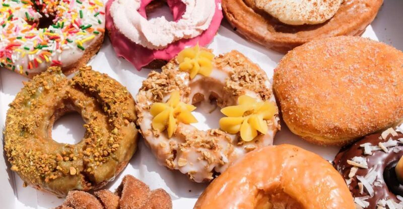 Chicago: Downtown Donut Tour with Tastings - Key Points