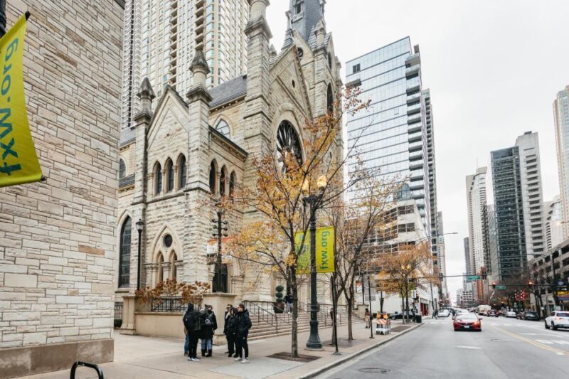 Chicago: Gangsters and Food Tasting Walking Tour - A Deep Dive into the Experience