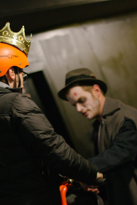 Chicago: Gangsters, Ghosts, and Haunted Hotels Segway Tour - Key Points