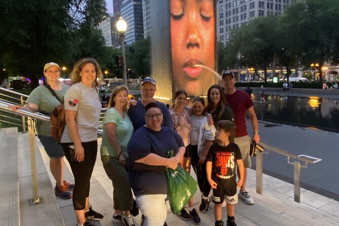 Chicago Highlights Walking Tour with Free Bike or Kayak Rental - An Insightful Look at the Chicago Highlights Walking Tour with Free Bike or Kayak Rental