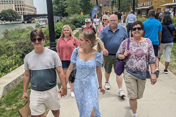 Chicago Highlights Walking Tour with Free Bike or Kayak Rental - Who Will Appreciate This Tour?