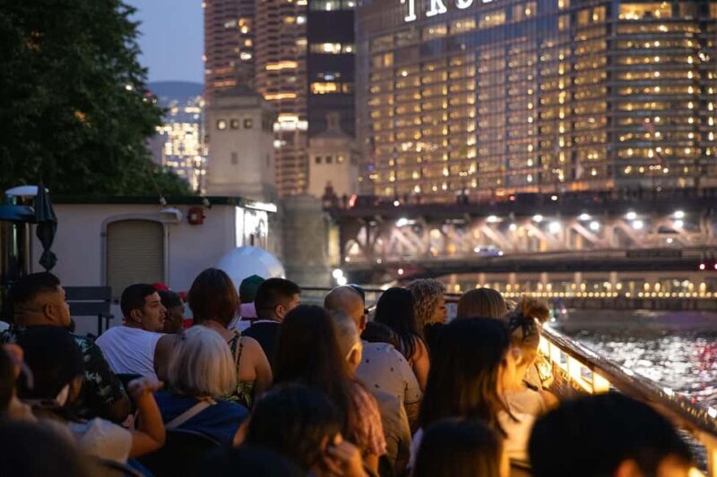 Chicago: Historic Gangsters & Twilight Tales Night Cruise - The Sum Up