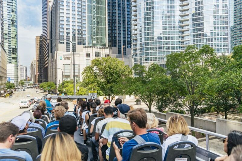 Chicago: Hop-on Hop-off Sightseeing Tour by Open-top Bus - FAQs