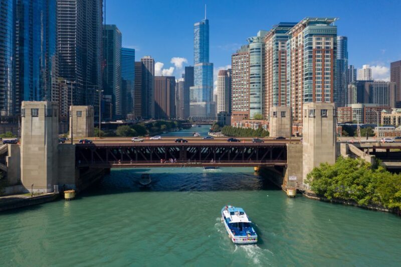 Chicago: Narrated Sightseeing River and Lake Cruise - Frequently Asked Questions