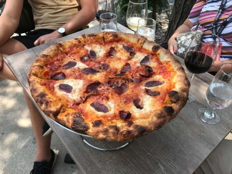 Chicago: Pizza Walking or Bus Tour - An In-Depth Look at the Chicago Pizza Tours