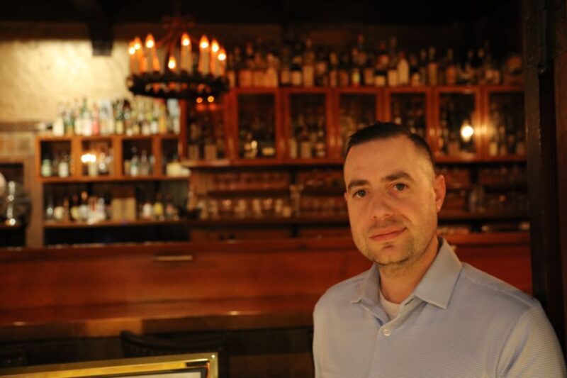 Chicago: Prohibition Speakeasies Bus Tour or Walking Tour - The Speakeasies Itself: Atmosphere and Drinks