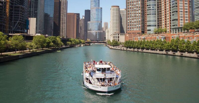 Chicago River: 1.5-Hour Guided Architecture Cruise - The Sum Up