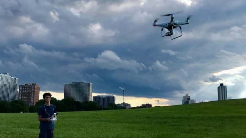 Chicago: Skyline Drone Experience with Hands-On Flying - A Closer Look at the Experience