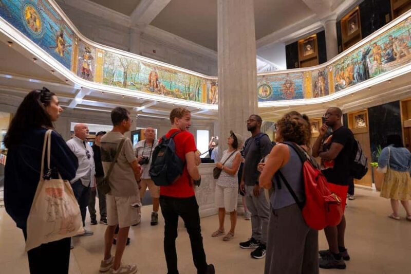 Chicago Walk: Prohibition, Architecture & Hidden Gems - Key Points