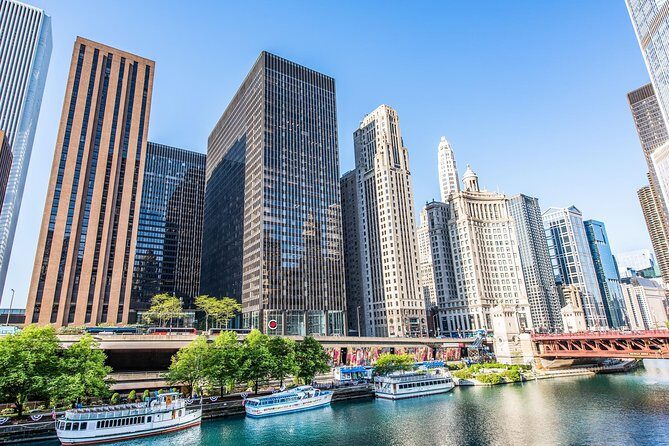 Chicago Walking Tour: Modern Architecture - An In-Depth Look at Chicago’s Modern Architecture Tour
