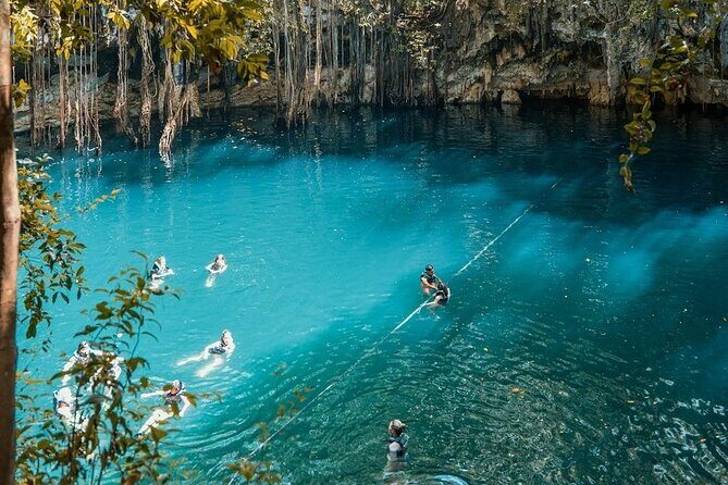 Chichén Itzá and Cenotes Day Trip with Traditional Lunch - A Closer Look at the Tour Experience