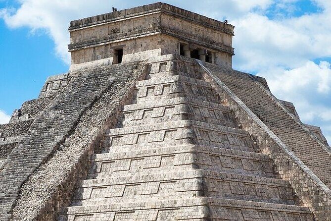 Chichen Itza and Mayan Traditions - An In-Depth Look at the Chichen Itza and Mayan Traditions Tour